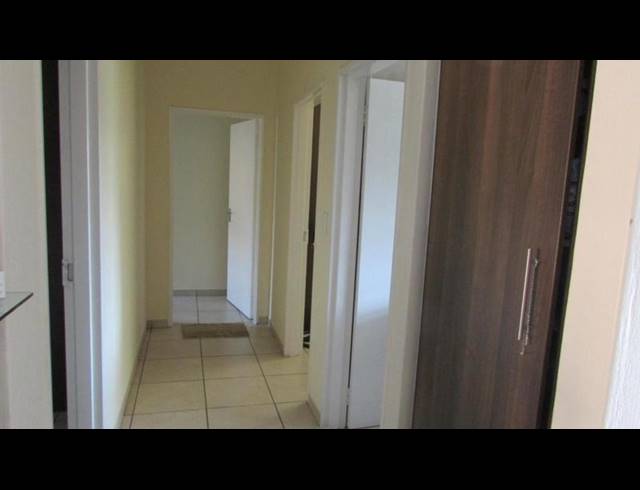 3 BEDROOM TOWNHOUSE FOR SALE IN MULBARTON